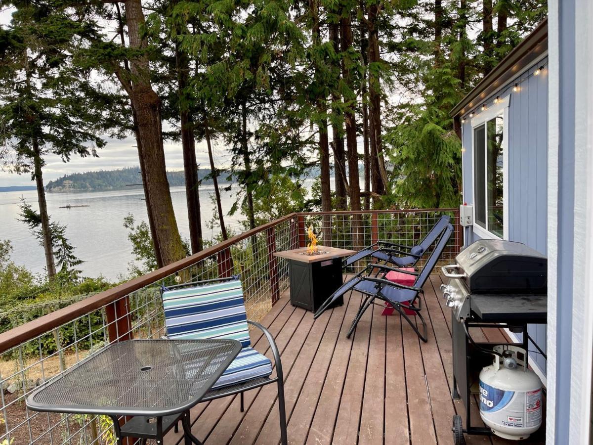 Puget Sound Chic Romantic Cottage With Private Beach Access & Gated Entry Port Ludlow エクステリア 写真
